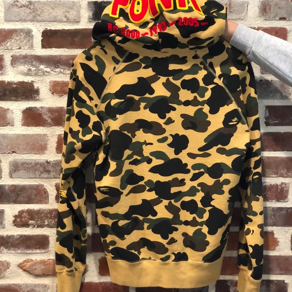 Bape shark hoodie half zip - Picture 2 of 2